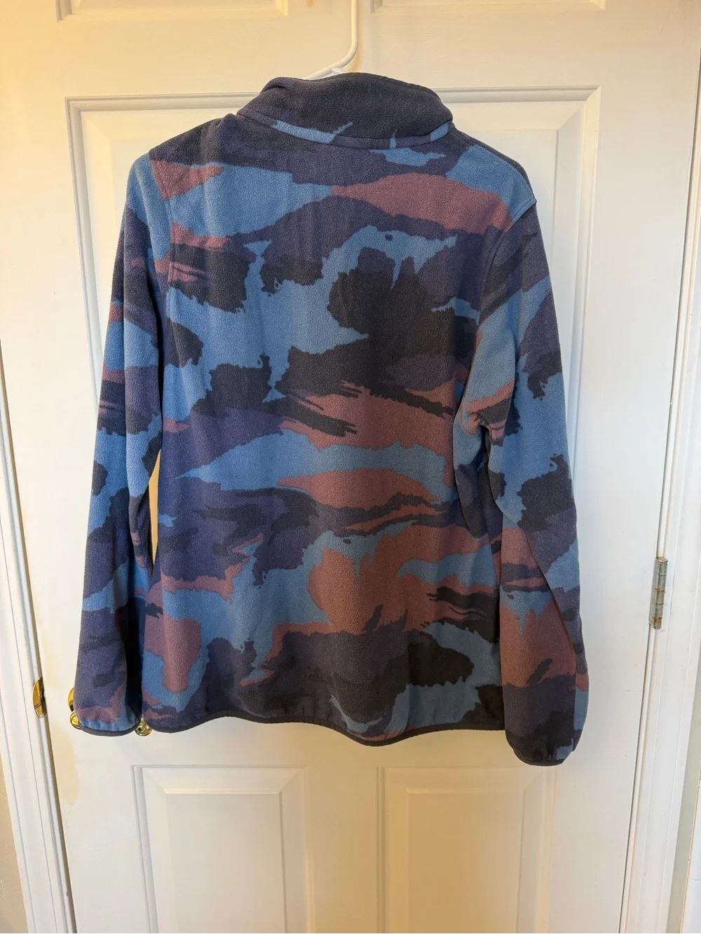 Women’s Patagonia Fleece Pullover in Dusty Rose and Slate Blue Camo SZ XL. EUC! - Picture 3 of 6